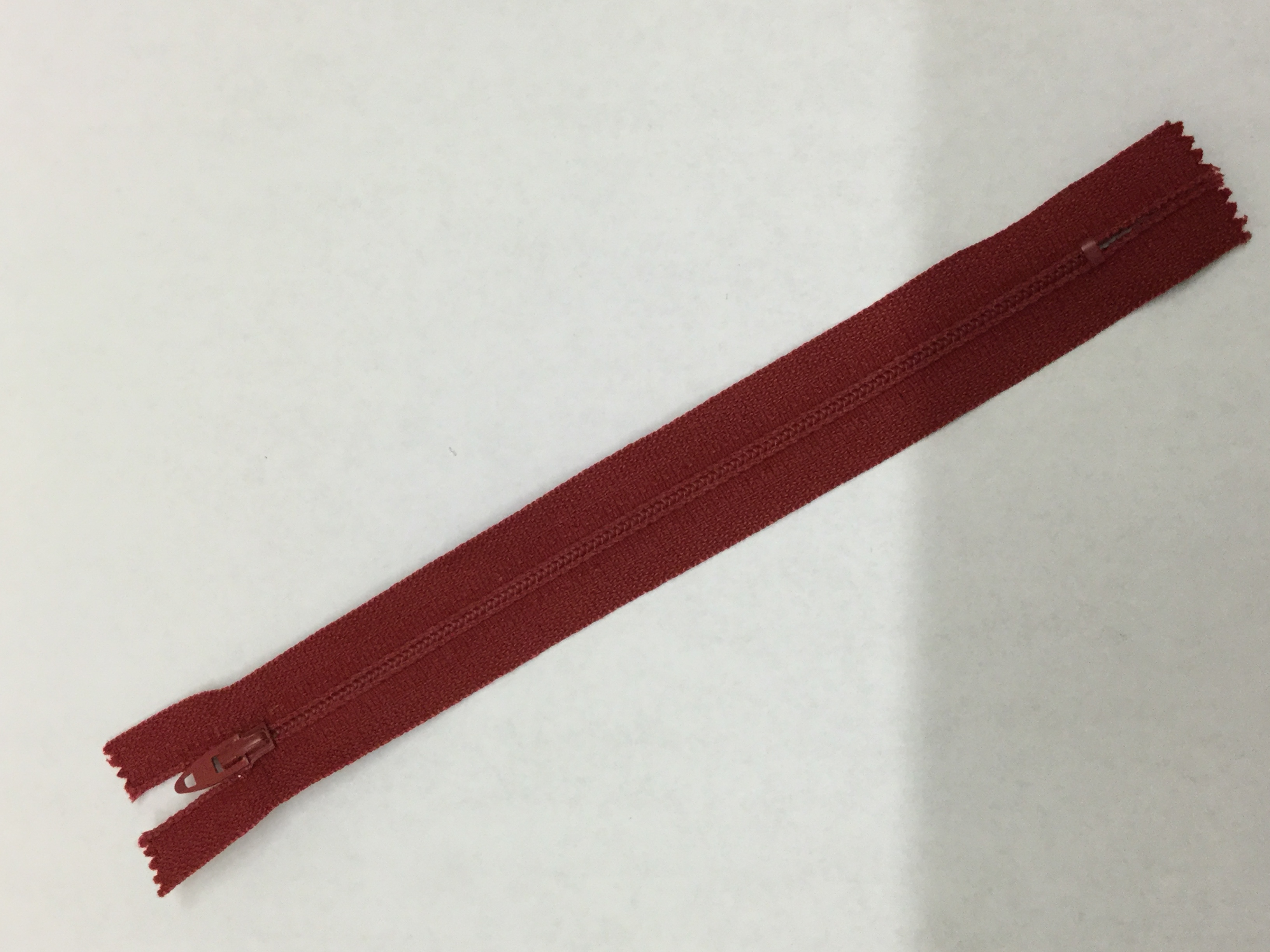 07 inch - Talon Nylon Coil Metal Pull Zipper - Dark Red